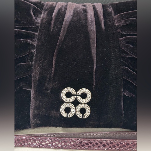 COACH Occasion Velvet w/Embossed Leather Trim Wristlet/Clutch in Plum - Picture 3 of 8